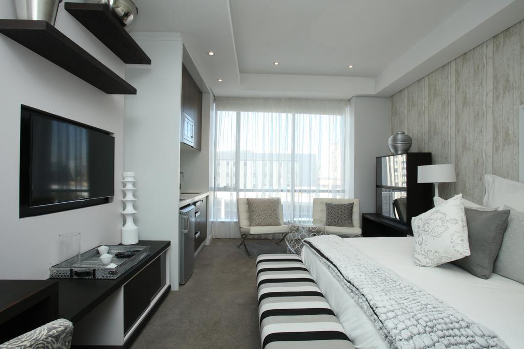 Luxury @ Sandton Skye Johannesburg Bagian luar foto
